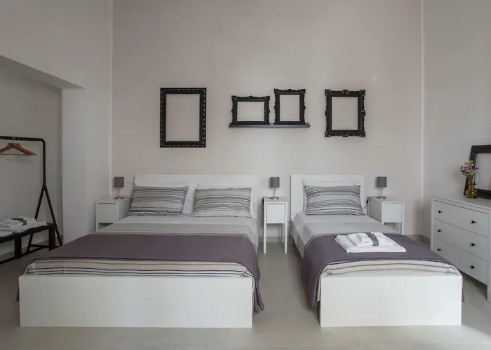 Фото Last Minute Rooms Лечче